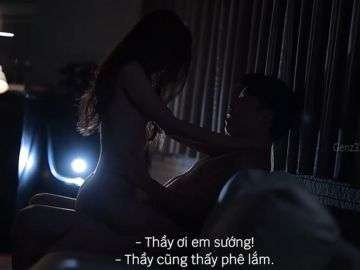 Nữ Sinh Thích Tâm Sự Với Thầy Ở Trạng Thái Nude