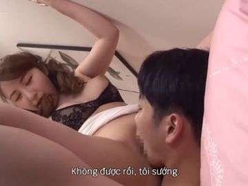 Vợ Xinh Đụ Hàng Xóm Trẻ Khi Chồng Mải Làm Việc